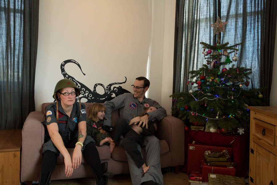 Jamie, Tyler, Pascale, and Frances next to the tree